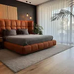 Moradia De Luxo Com Piscina Privada